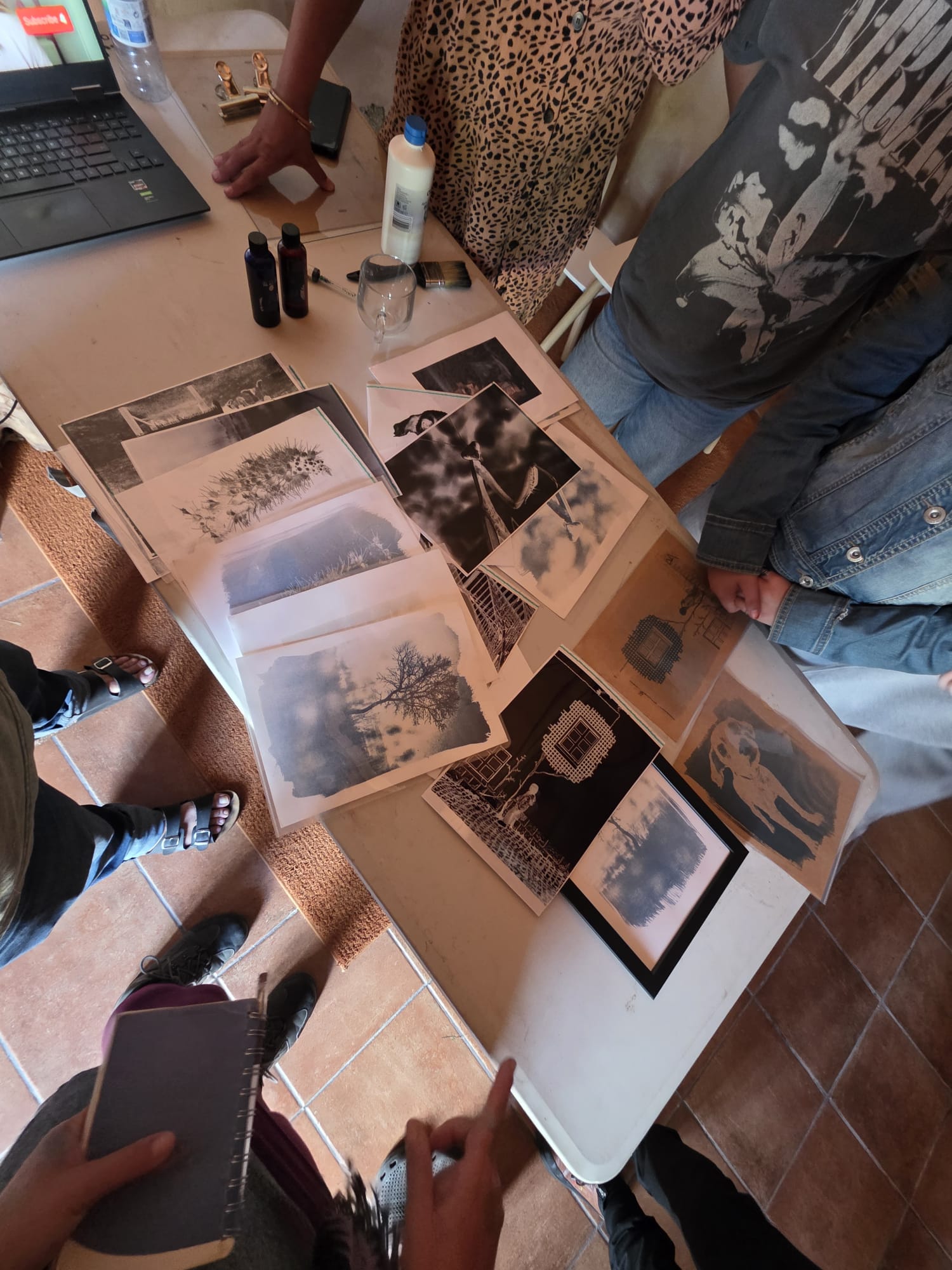 Clube Teens: experiências com cianotipia